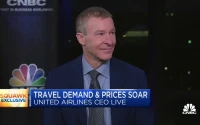 Scott Kirby and American Airlines: His American Airlines baggage and why United's CEO should be sweating.